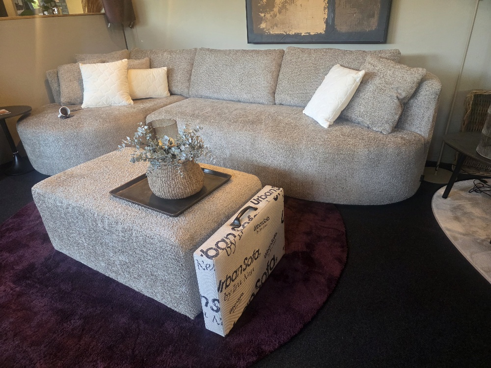 Evi lounge in marino Desert UrbanSofa UrbanSofa